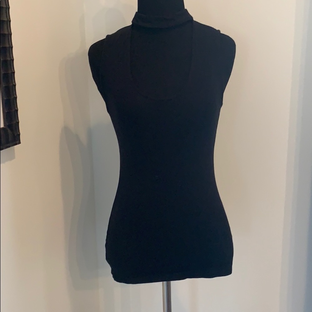 Express sleeveless shirt. Size XS. Color black.